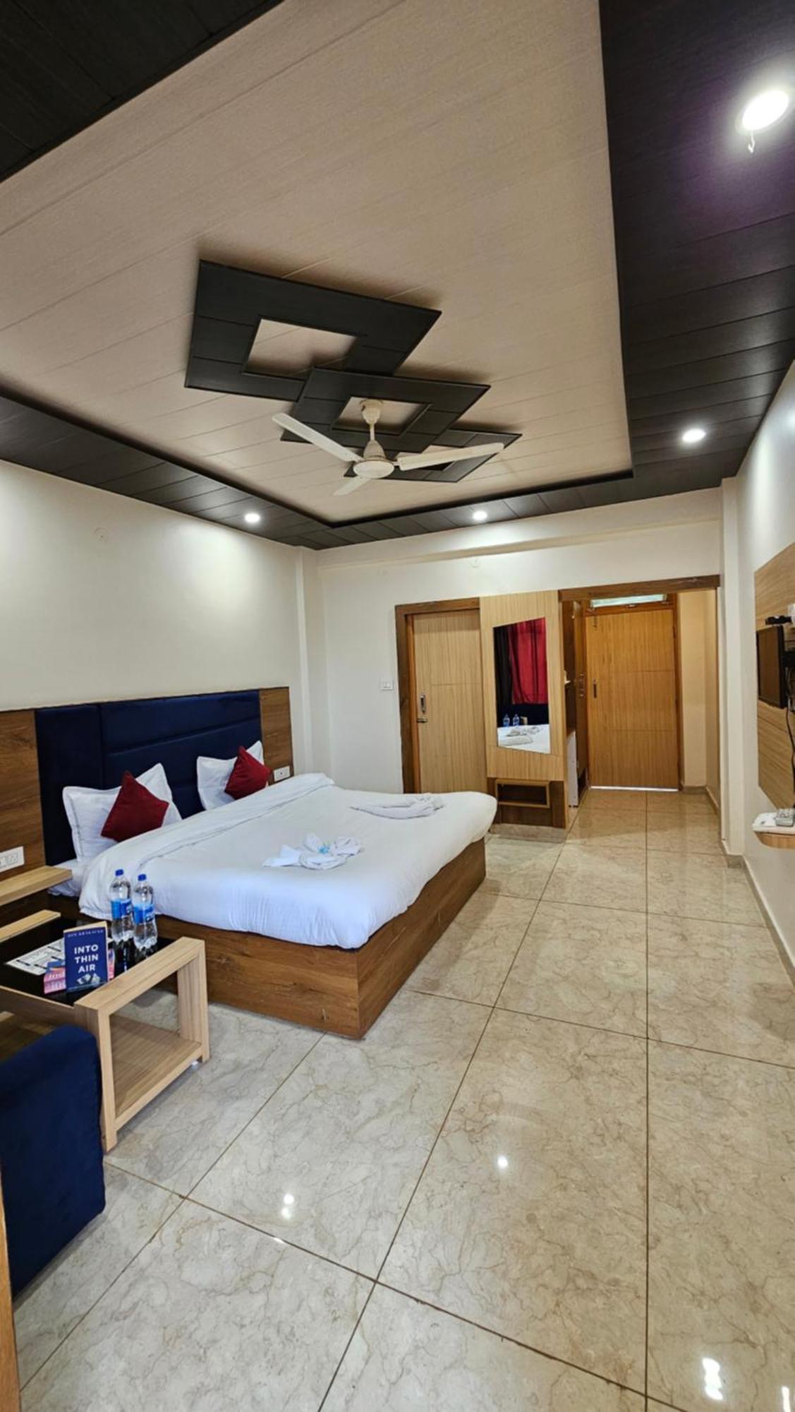 Green View Hotel And Restaurant McLeod Ganj Exteriör bild