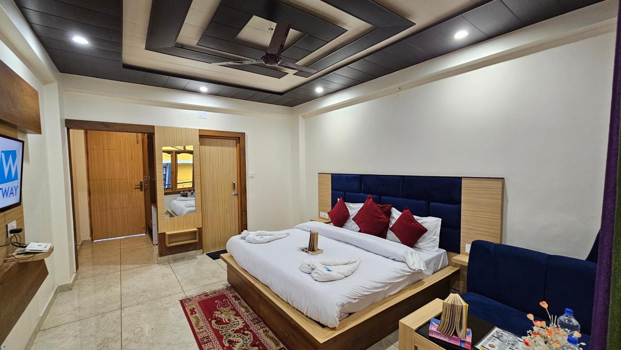 Green View Hotel And Restaurant McLeod Ganj Exteriör bild