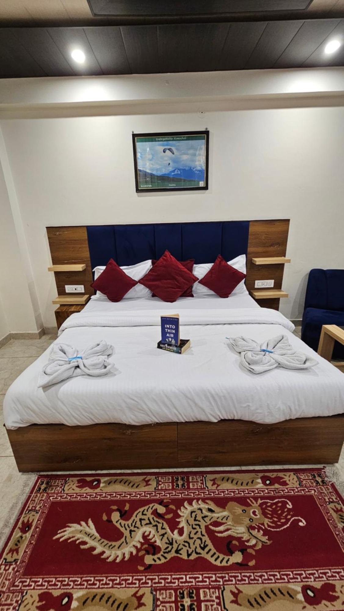 Green View Hotel And Restaurant McLeod Ganj Exteriör bild