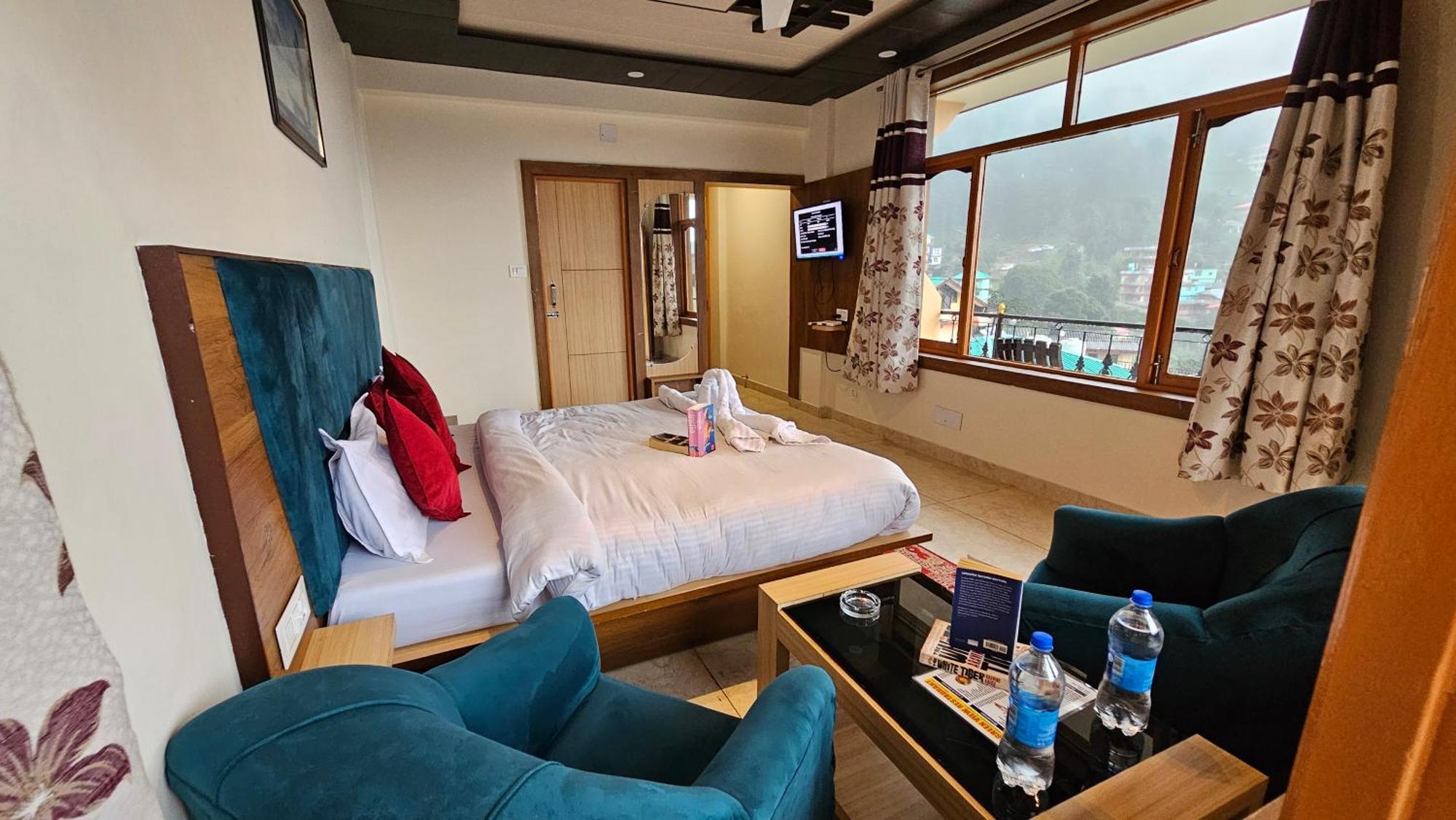 Green View Hotel And Restaurant McLeod Ganj Exteriör bild
