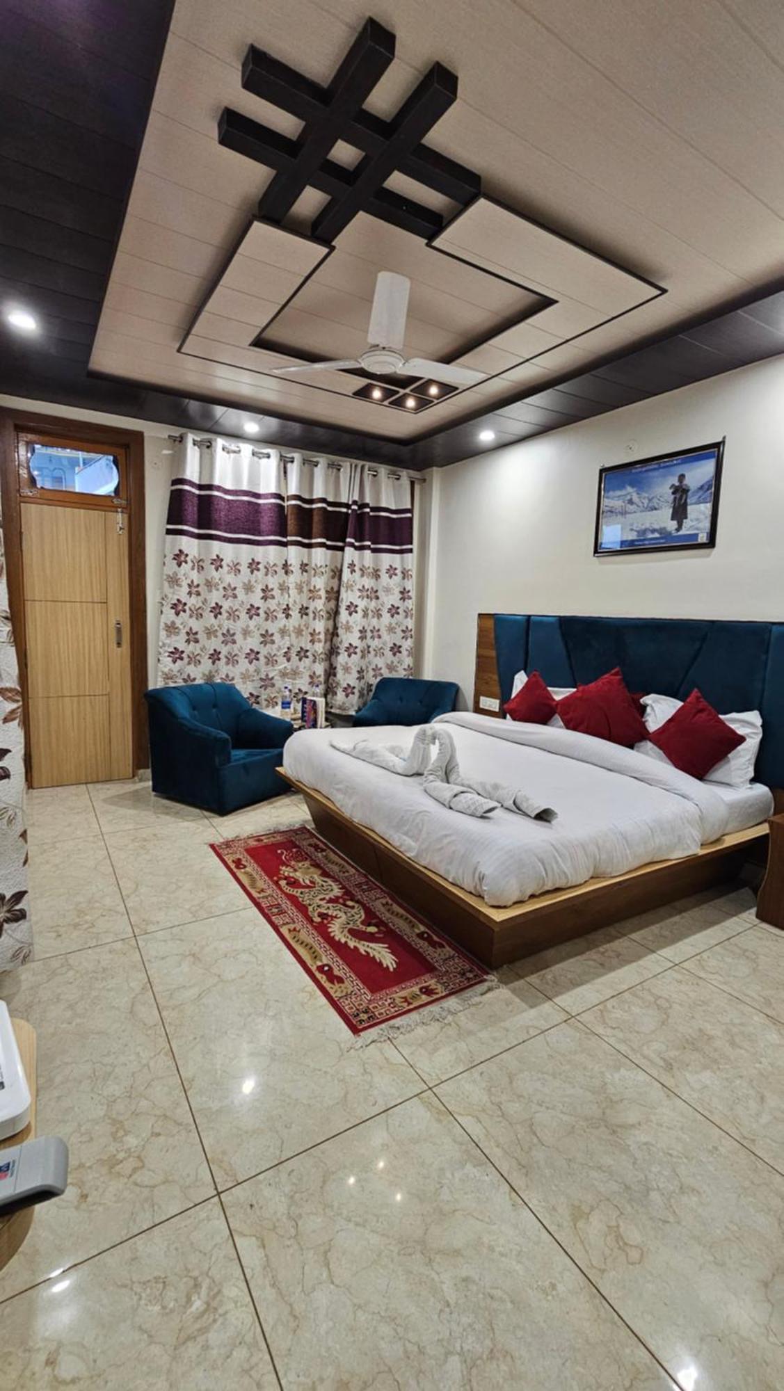 Green View Hotel And Restaurant McLeod Ganj Exteriör bild