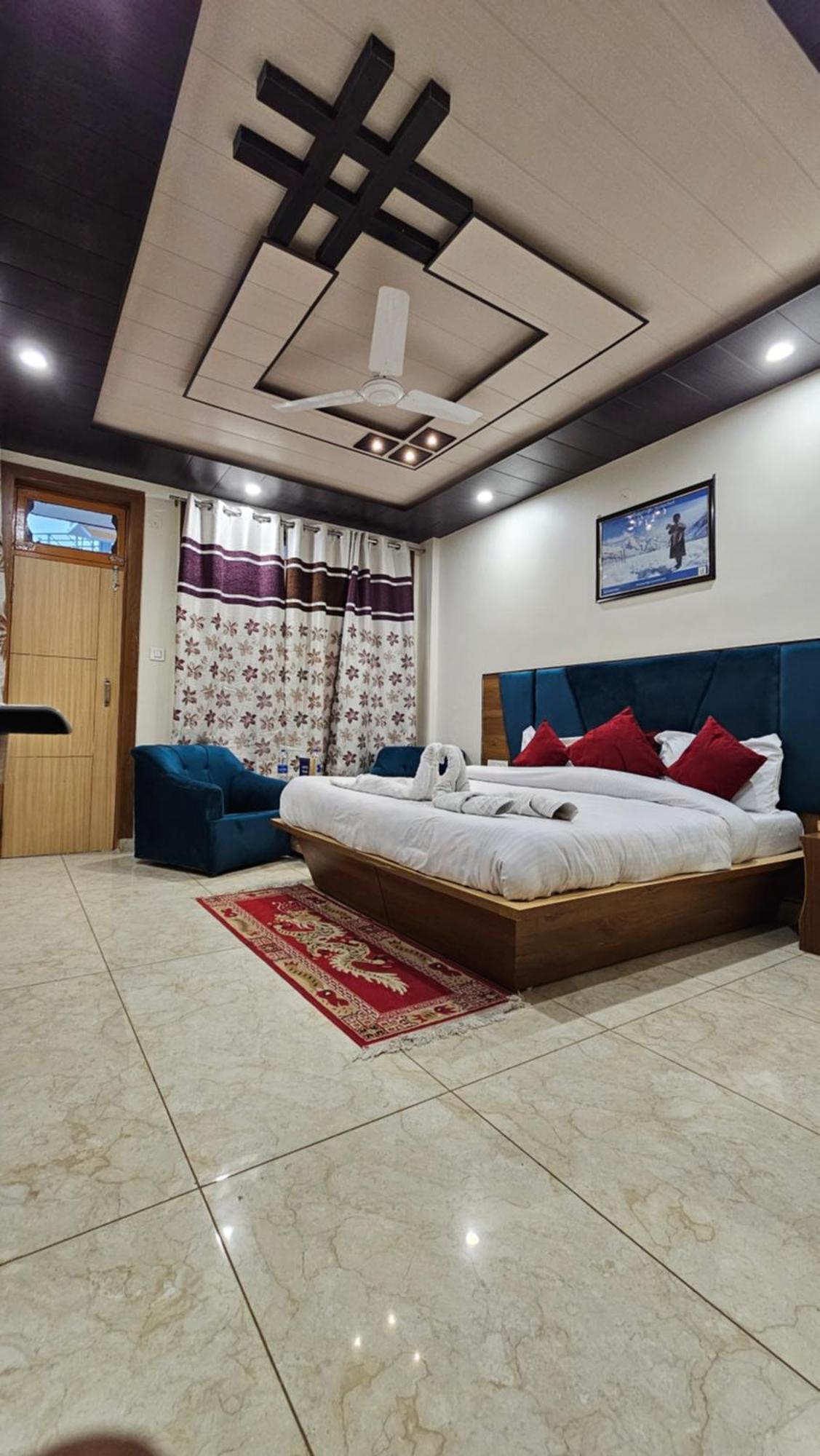 Green View Hotel And Restaurant McLeod Ganj Exteriör bild